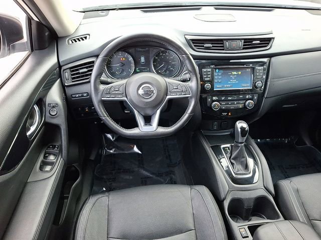 Used 2017 Nissan Rogue SL image 14
