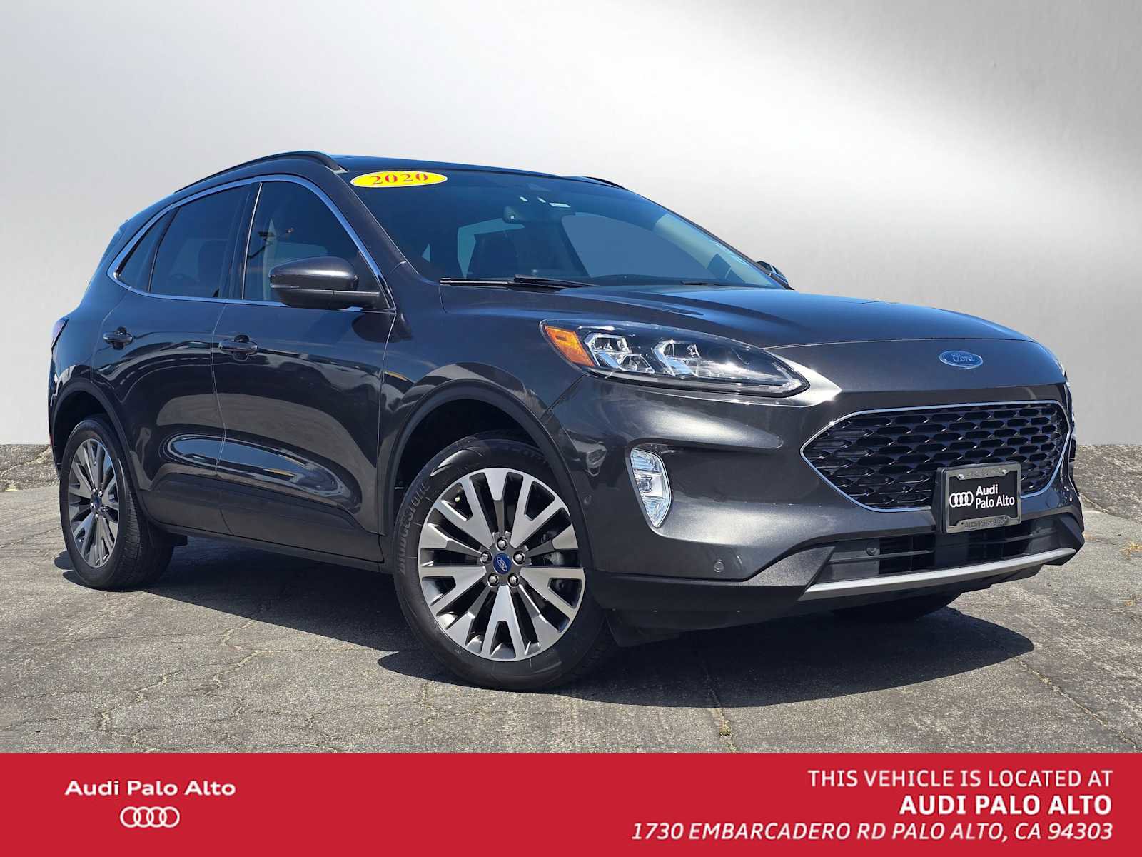 Used 2020 Ford Escape Titanium w/ Titanium Premium Package 2.0