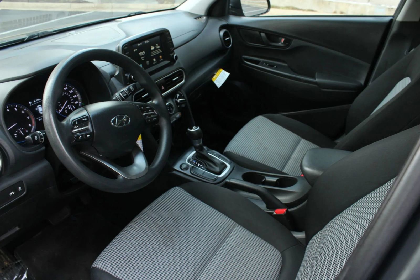 Used 2021 Hyundai Kona SE AWD/4WD image 14