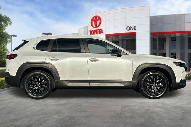 Used 2024 MAZDA CX-50 AWD 2.5 S w/ Preferred Package image 3