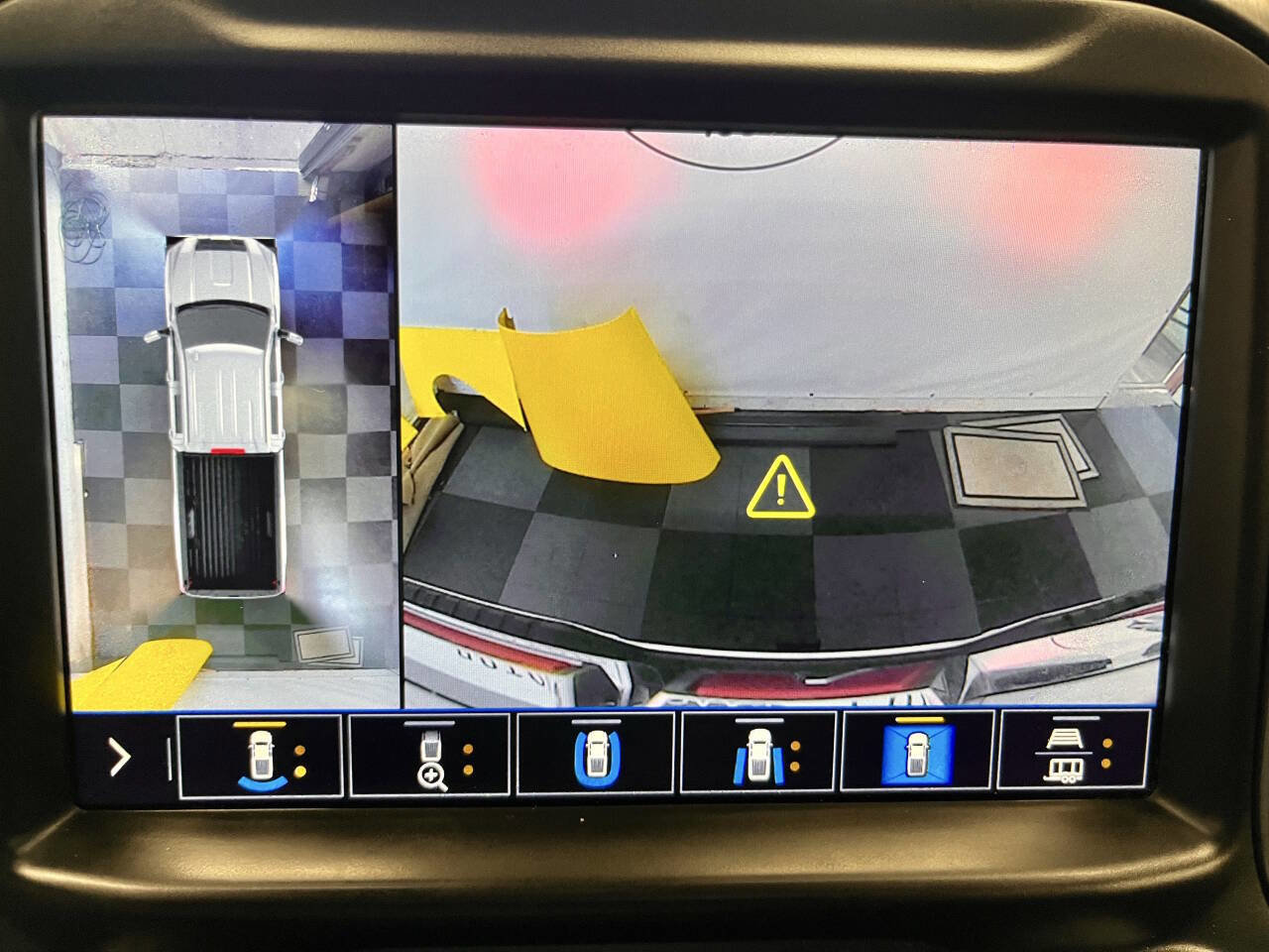 Used 2020 GMC Sierra 3500 Denali w/ Denali Ultimate Package image 13