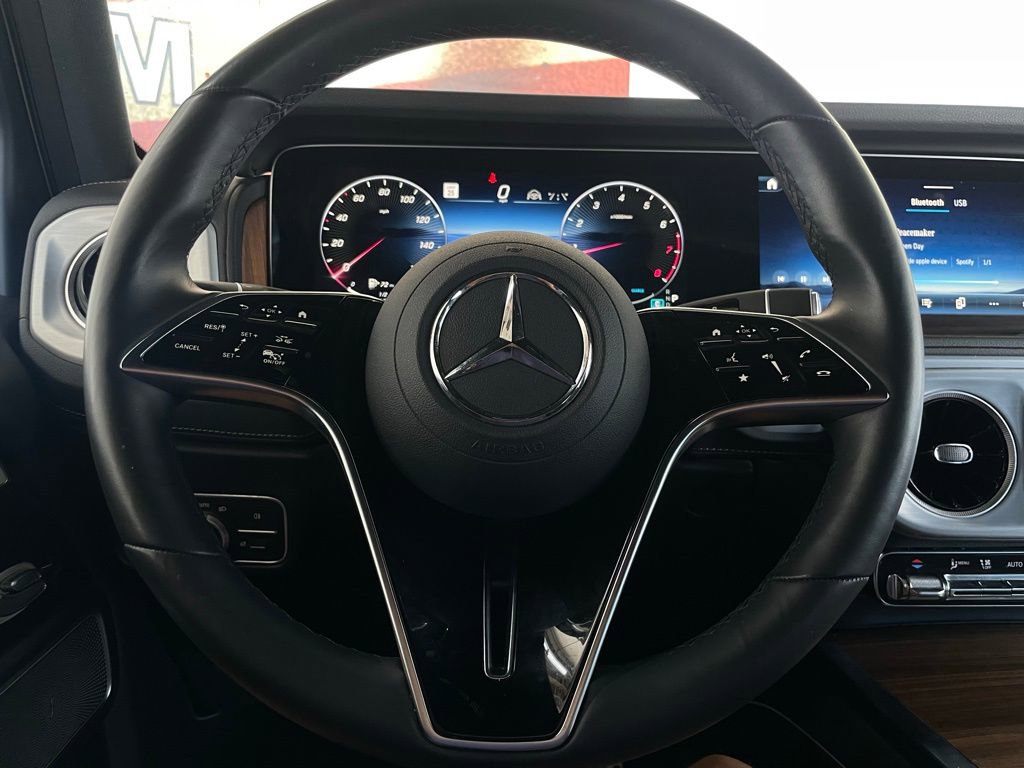 Used 2025 Mercedes-Benz G 550 image 32