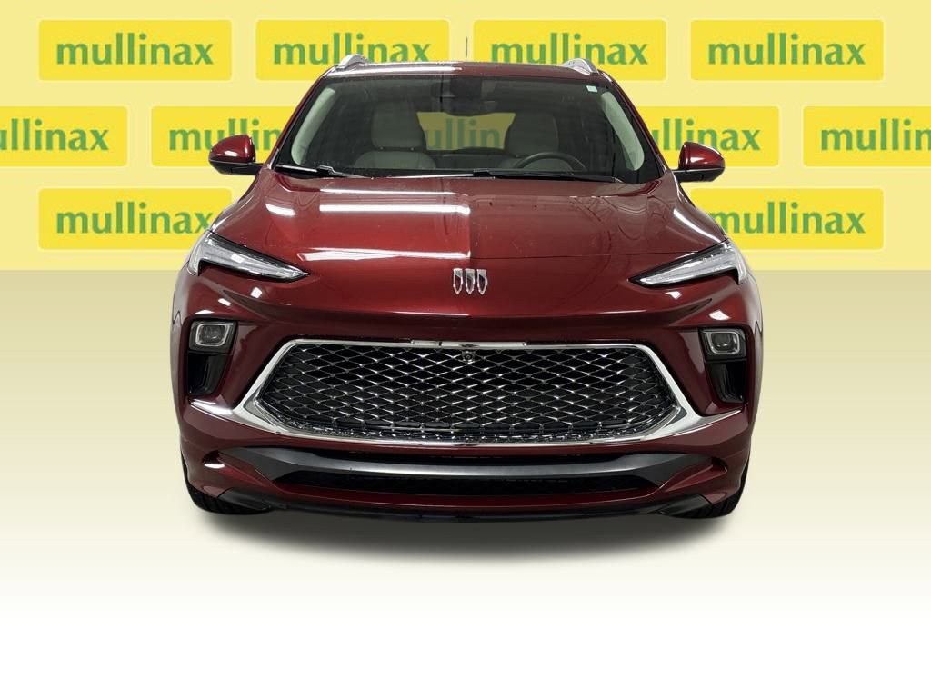 Certified 2025 Buick Encore GX Avenir w/ Avenir Technology Package image 5