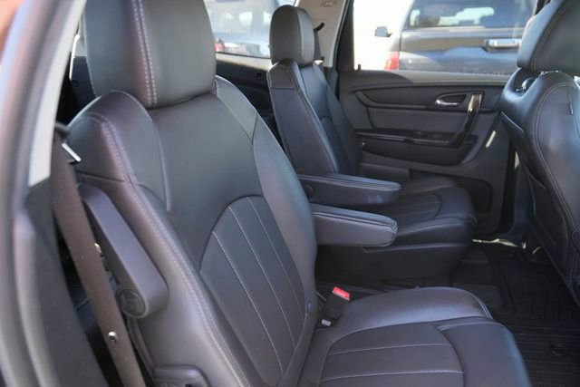 Used 2017 Chevrolet Traverse Premier image 16