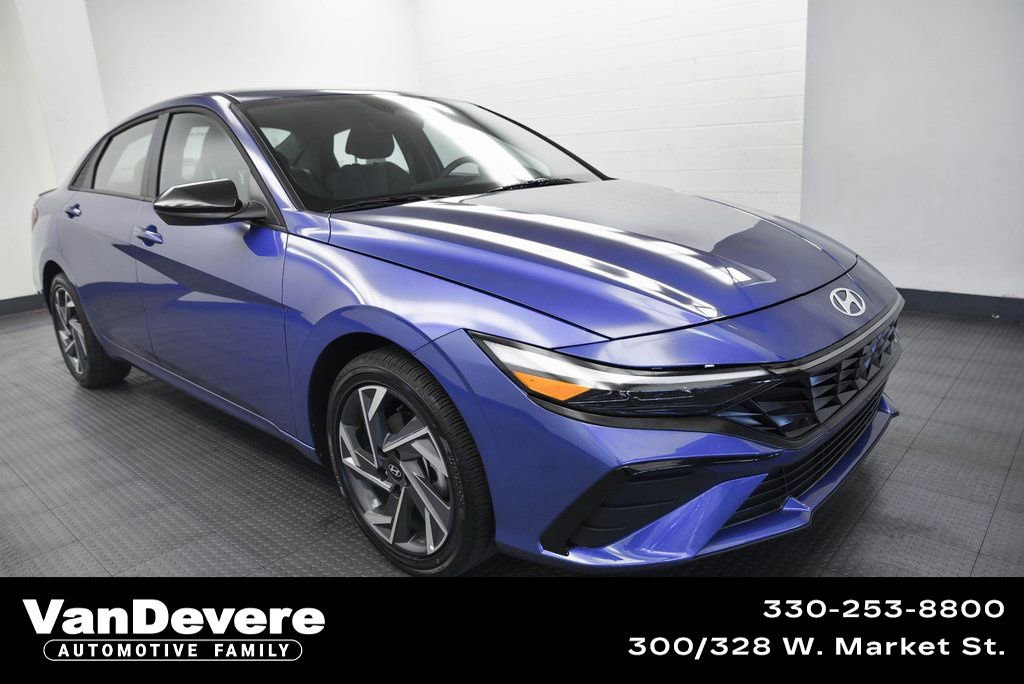 Used 2025 Hyundai Elantra SEL