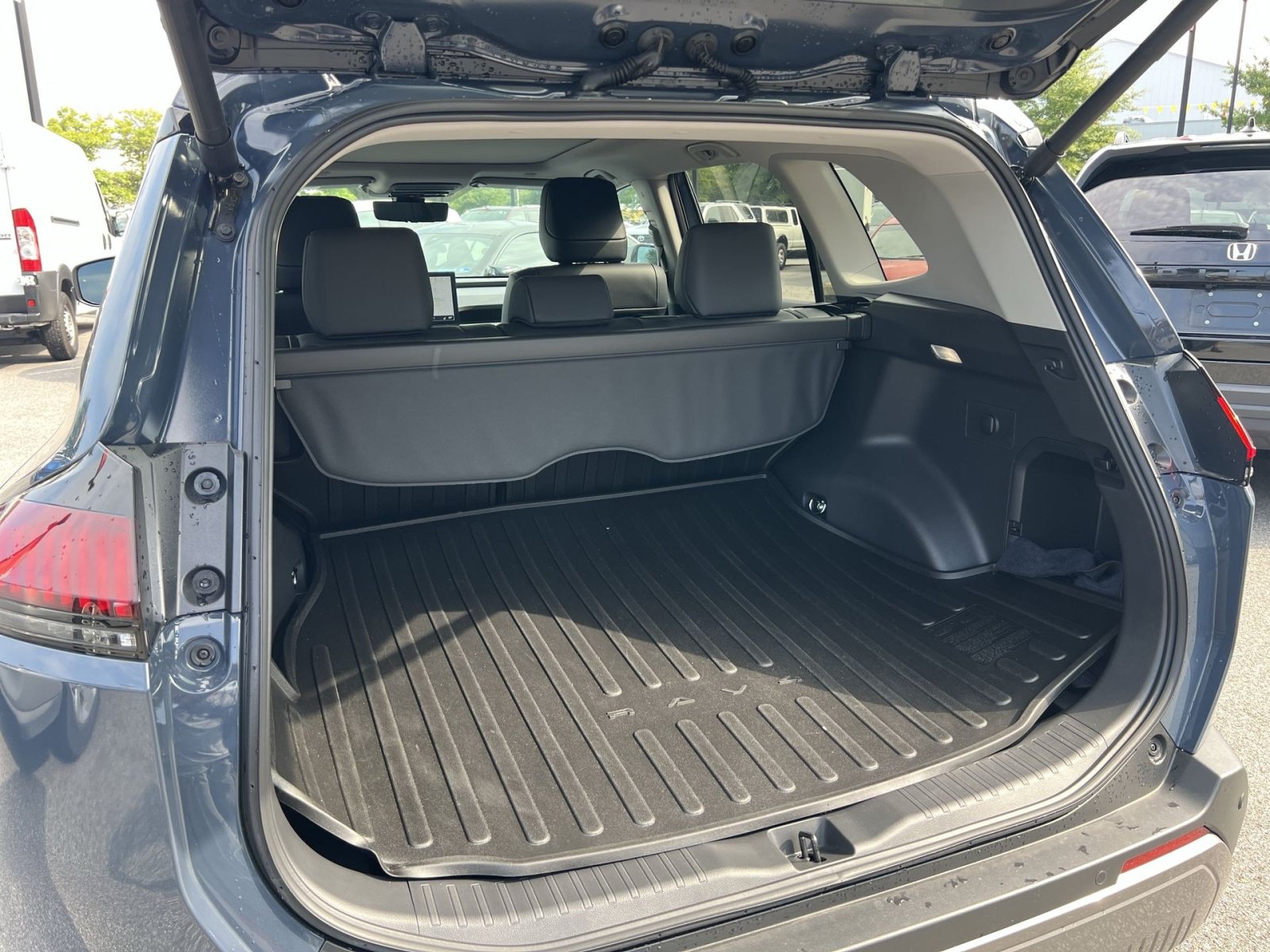 Used 2026 Toyota RAV4 Limited AWD/4WD image 23
