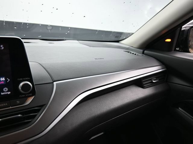 Used 2025 Nissan Altima 2.5 SR image 20