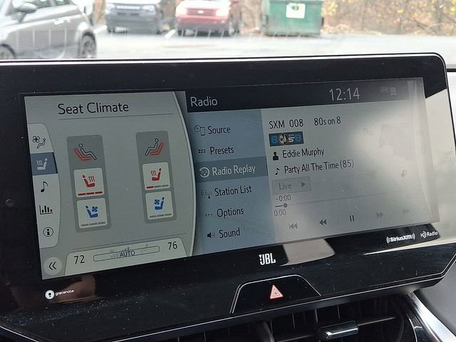 Used 2021 Toyota Venza XLE image 19