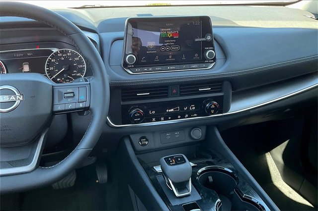 New 2026 Nissan Rogue SV image 4