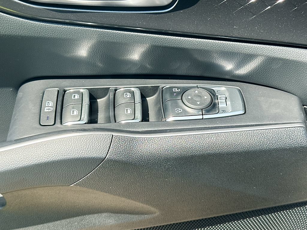 New 2026 Kia Sorento LX FWD image 17