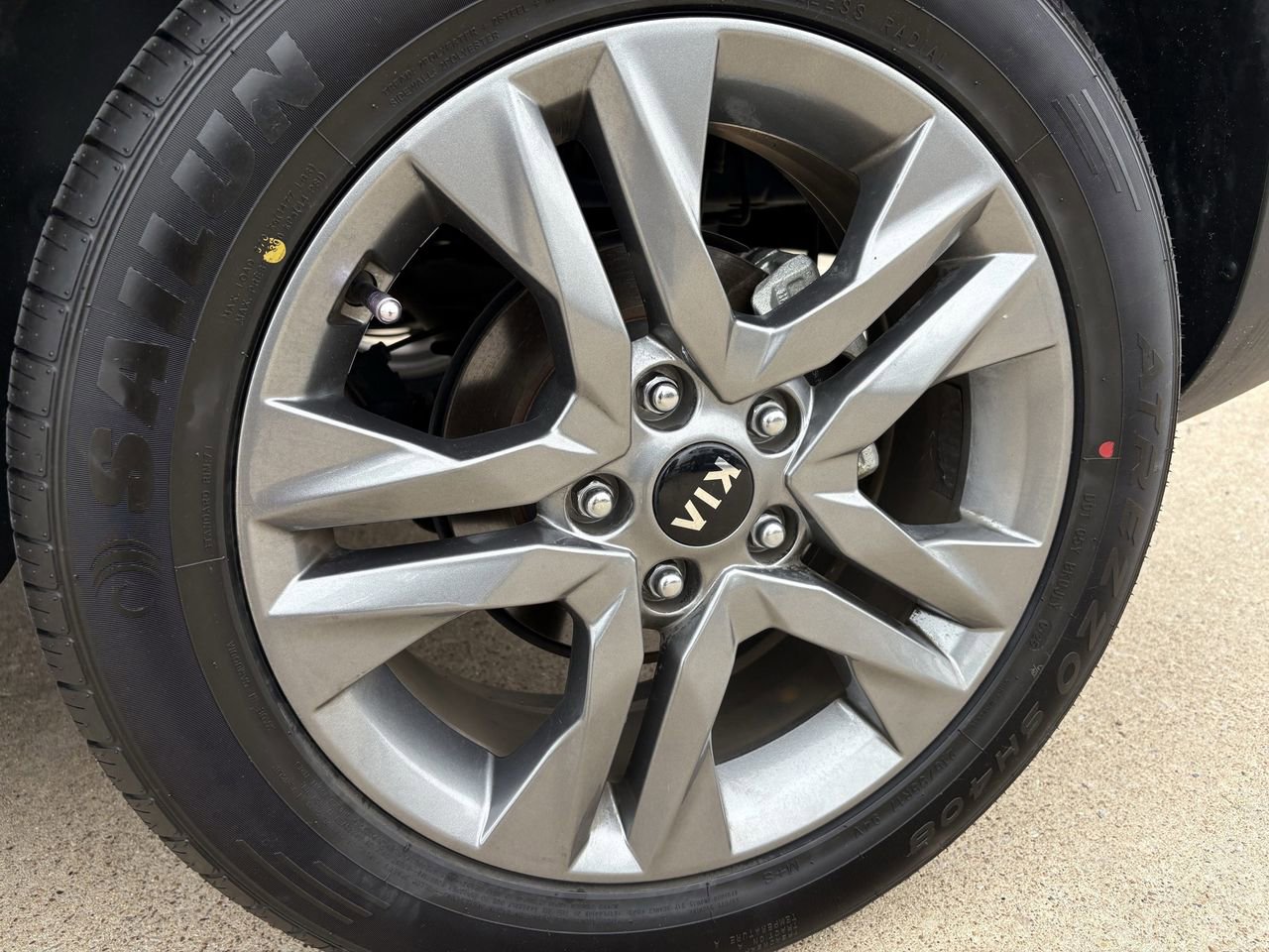 Used 2021 Kia Seltos S FWD image 11