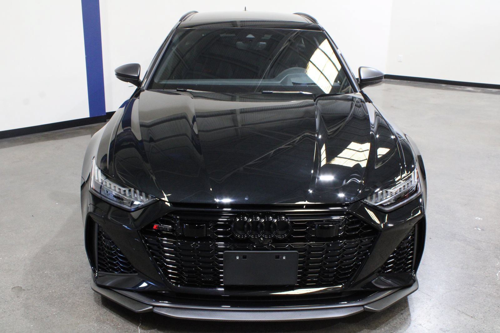 Used 2025 Audi RS 6 performance AWD/4WD image 3