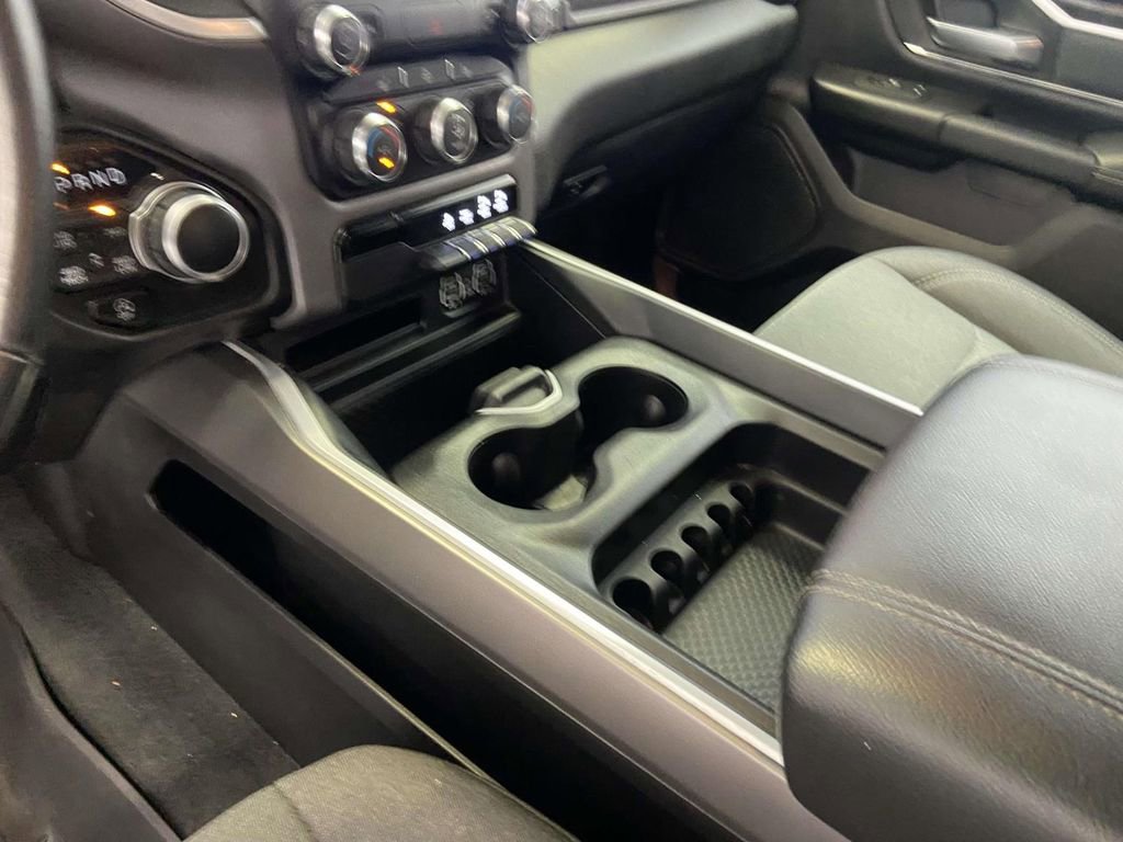 Used 2022 RAM 1500 Big Horn AWD/4WD image 25