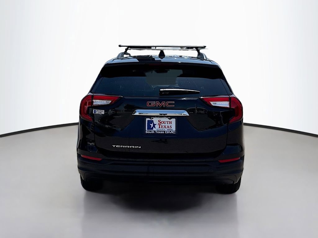 Used 2023 GMC Terrain SLE w/ Driver Convenience Package FWD image 6