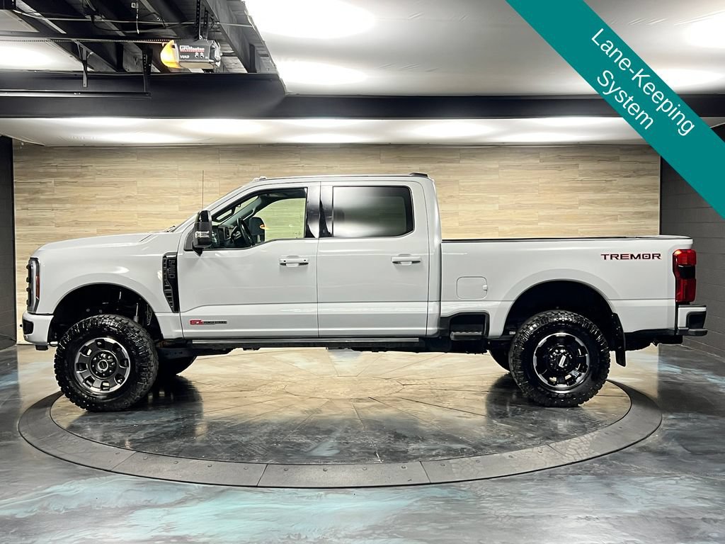 Used 2025 Ford F350 Lariat w/ Lariat Ultimate Package AWD/4WD image 28