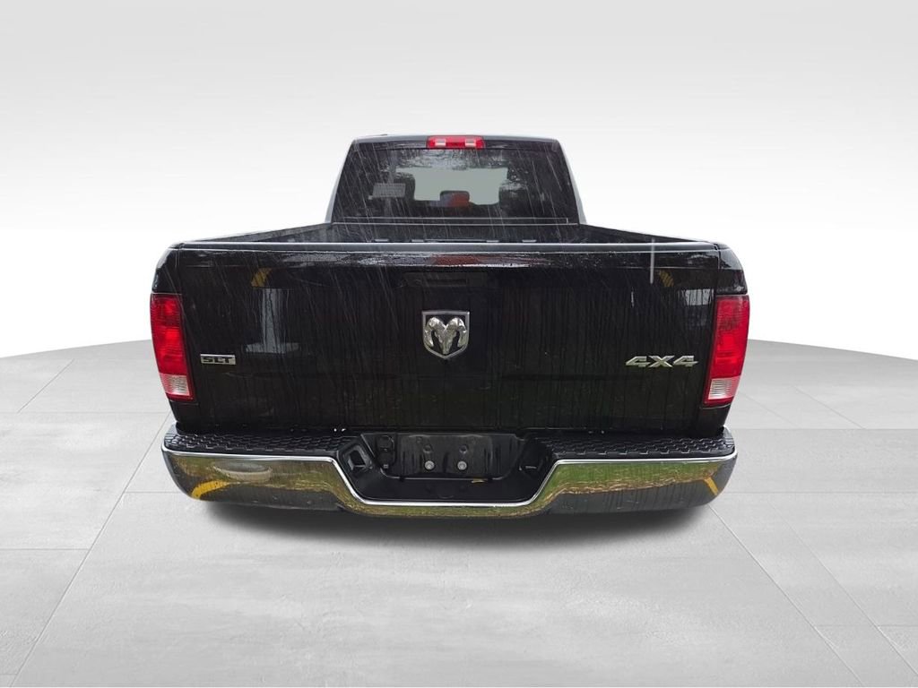 Used 2024 RAM 1500 Classic SLT image 8