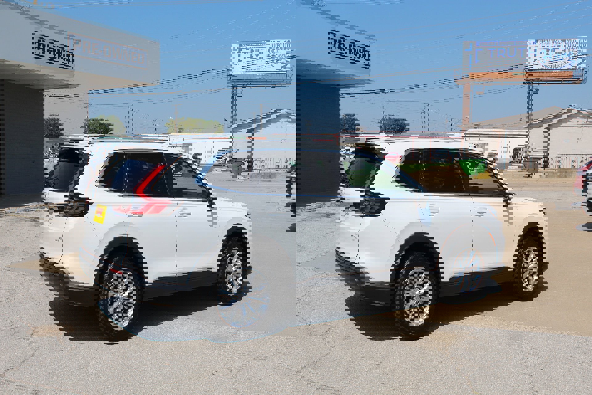 Used 2024 Honda CR-V EX image 4