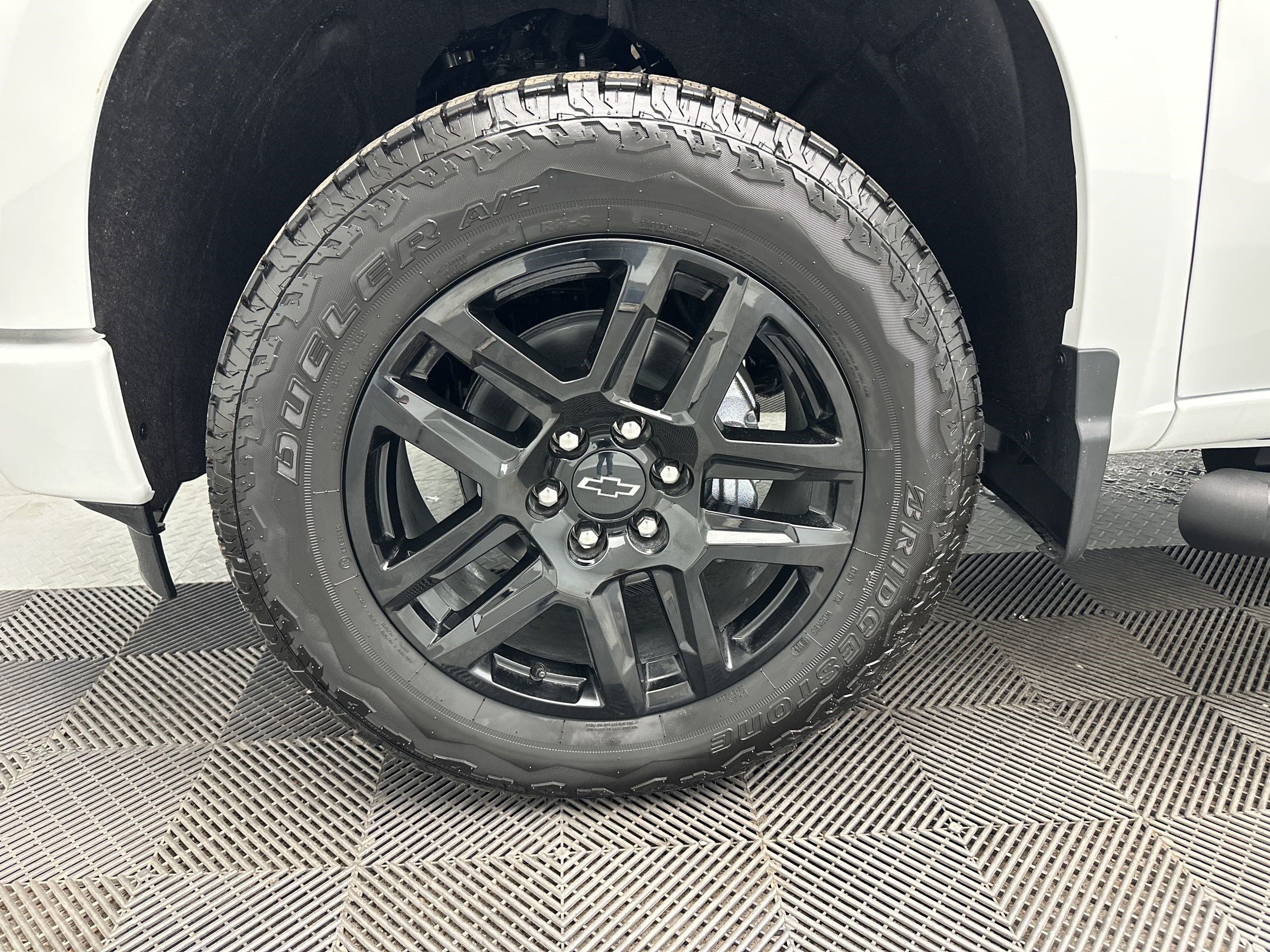 New 2026 Chevrolet Silverado 1500 RST w/ RST Select Package AWD/4WD image 12