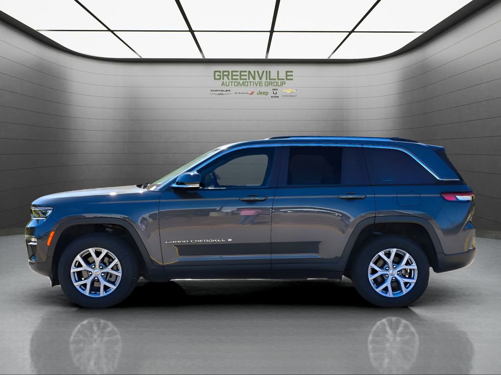 Used 2022 Jeep Grand Cherokee Limited image 2