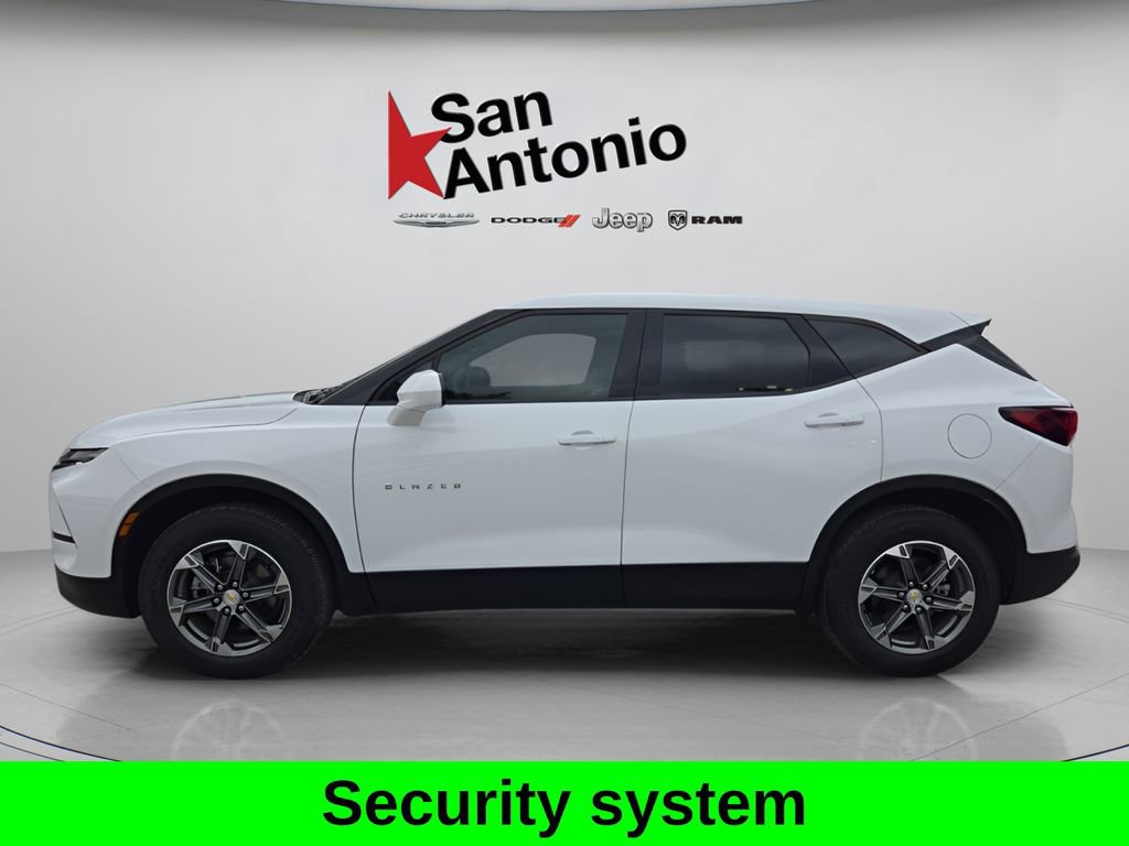Used 2025 Chevrolet Blazer LT w/ LPO, Floor Liner Package FWD image 5