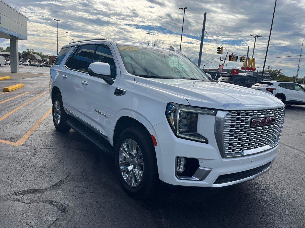 Used 2023 GMC Yukon Denali AWD/4WD image 7