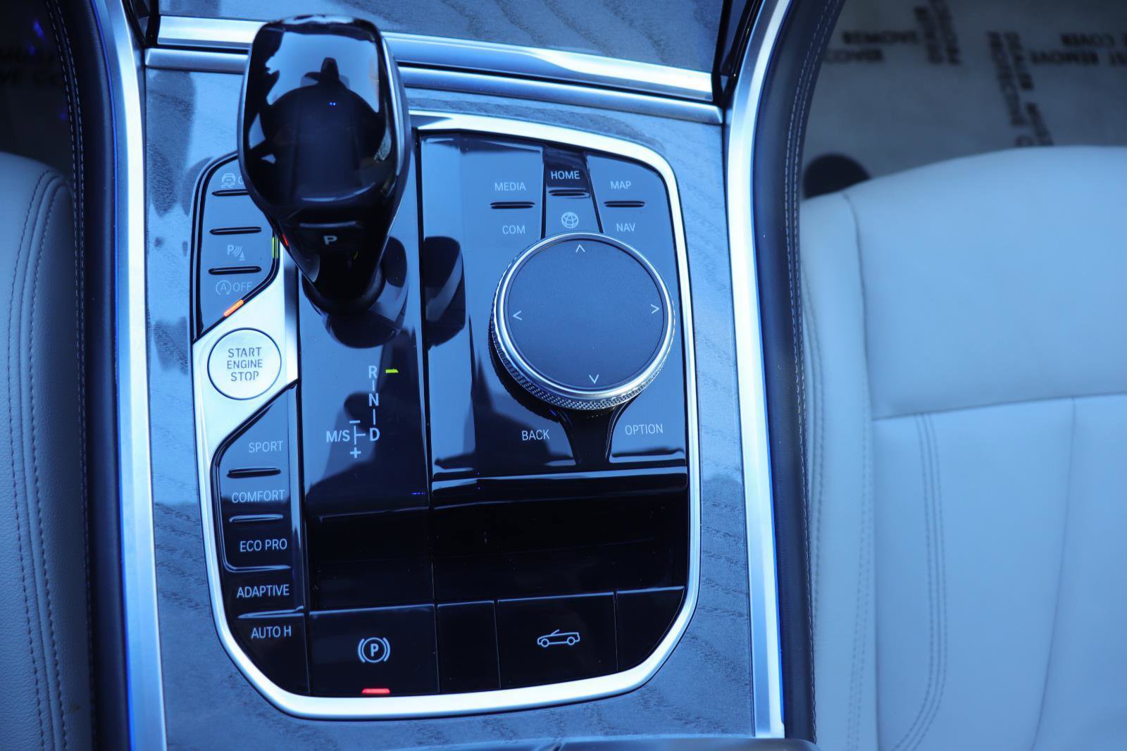 Used 2020 BMW 840i Convertible w/ Driving Assistance Package 2 image 40