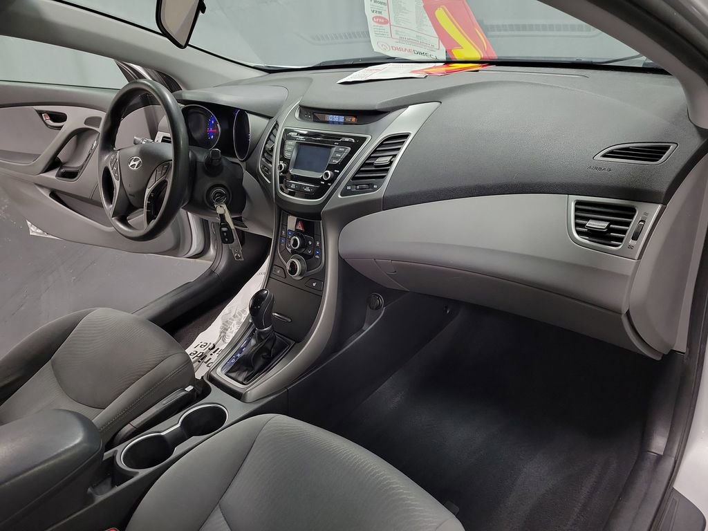 Used 2014 Hyundai Elantra SE w/ Option Group 02 FWD image 24