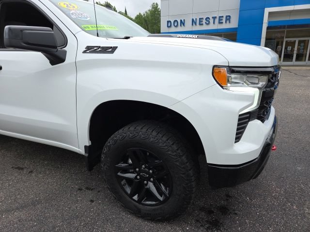 Used 2025 Chevrolet Silverado 1500 LT Trail Boss w/ Convenience Package II AWD/4WD image 38