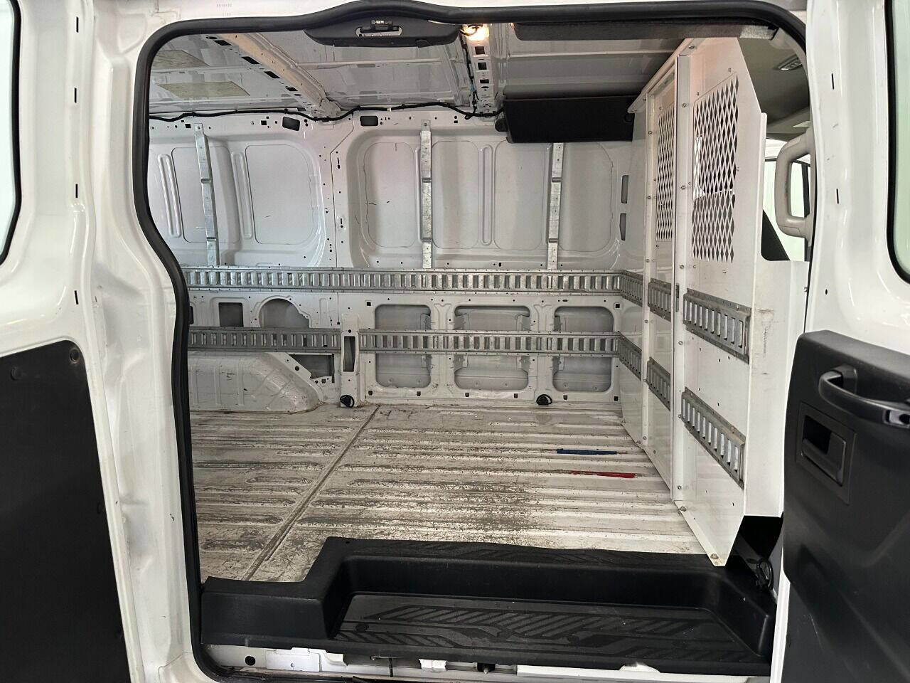 Used 2015 Ford Transit 250 130 Low Roof w/ Exterior Upgrade Package image 17