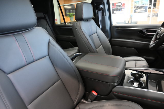 New 2026 Chevrolet Tahoe RST w/ RST Capability Package AWD/4WD image 8