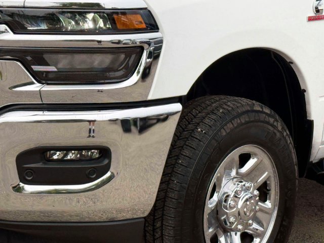 Used 2026 RAM 3500 Tradesman AWD/4WD image 11