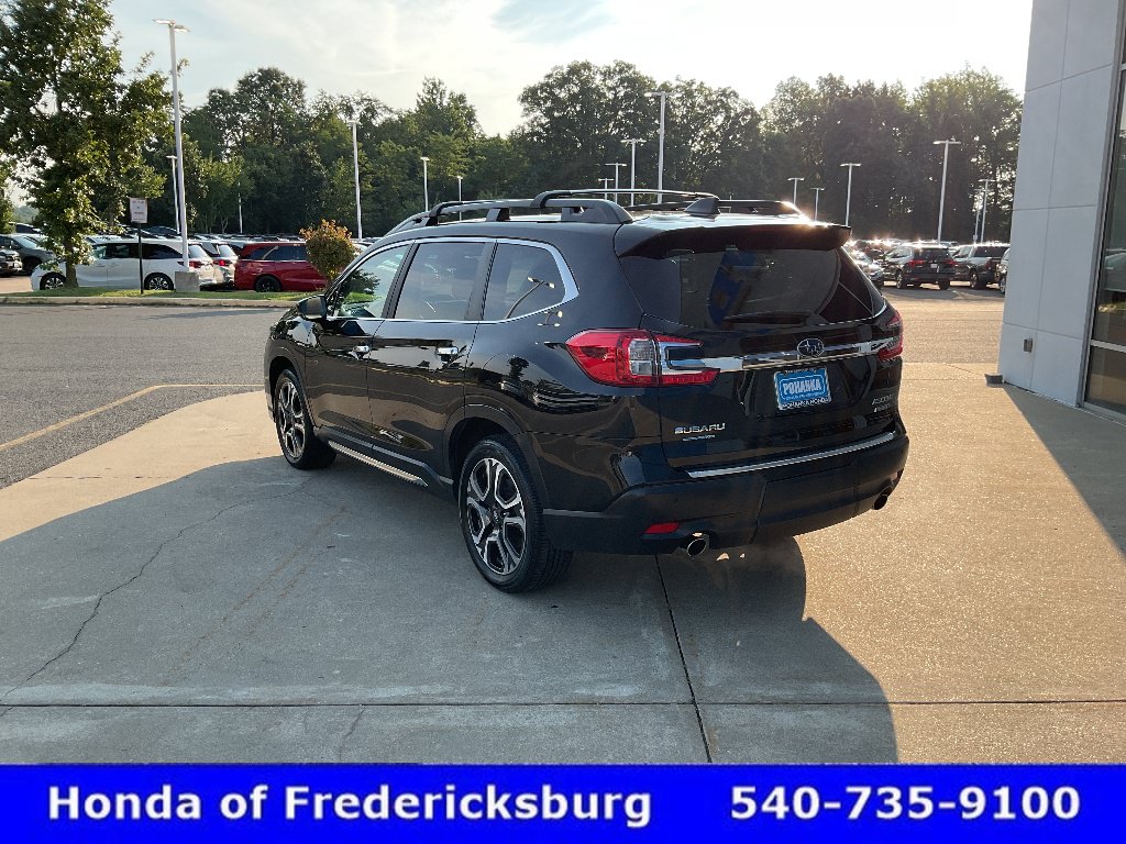 Used 2024 Subaru Ascent Touring AWD/4WD image 4