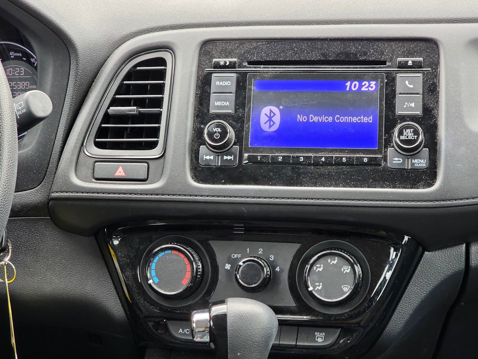 Used 2021 Honda HR-V LX image 18