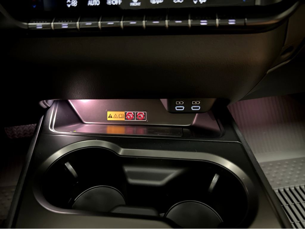 New 2026 Lexus UX 300h AWD image 17