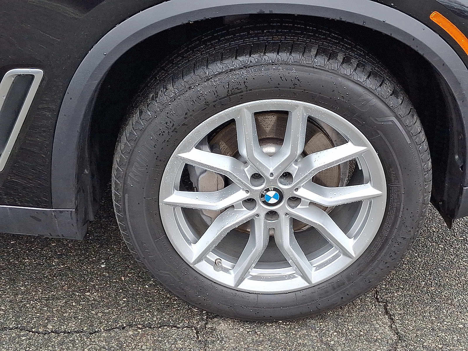 Used 2023 BMW X5 xDrive40i image 9
