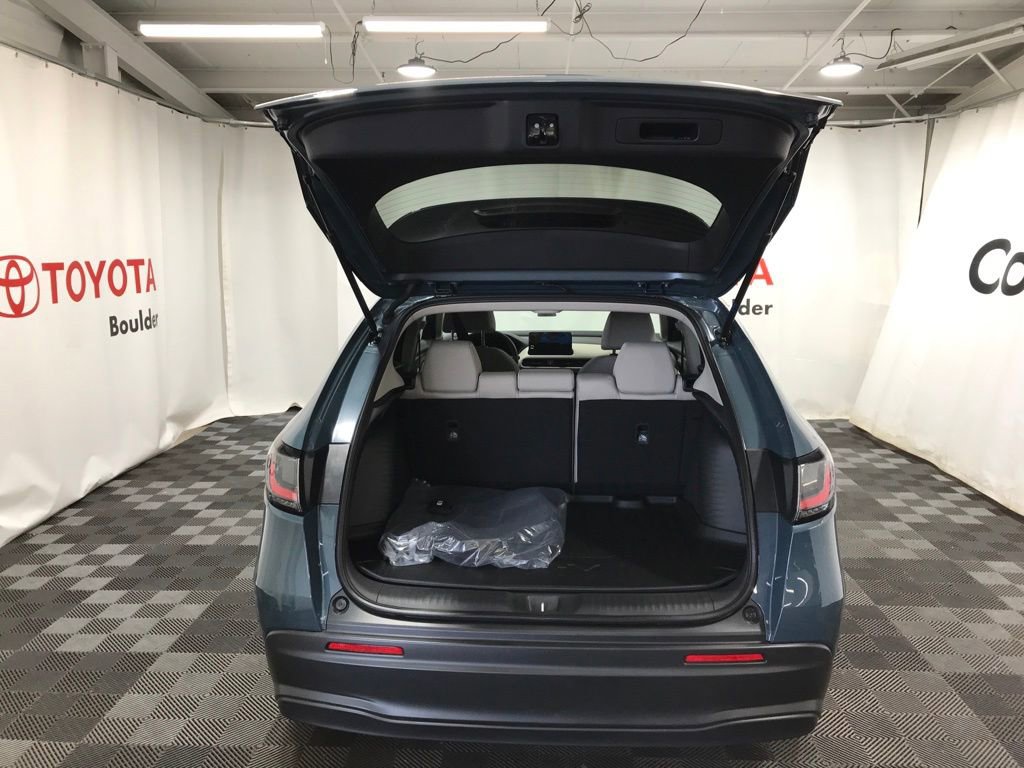 Used 2026 Honda HR-V LX image 12