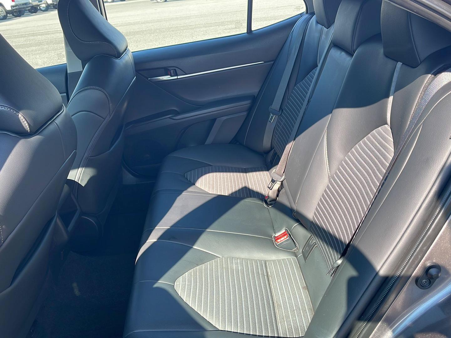 Used 2023 Toyota Camry SE FWD image 10