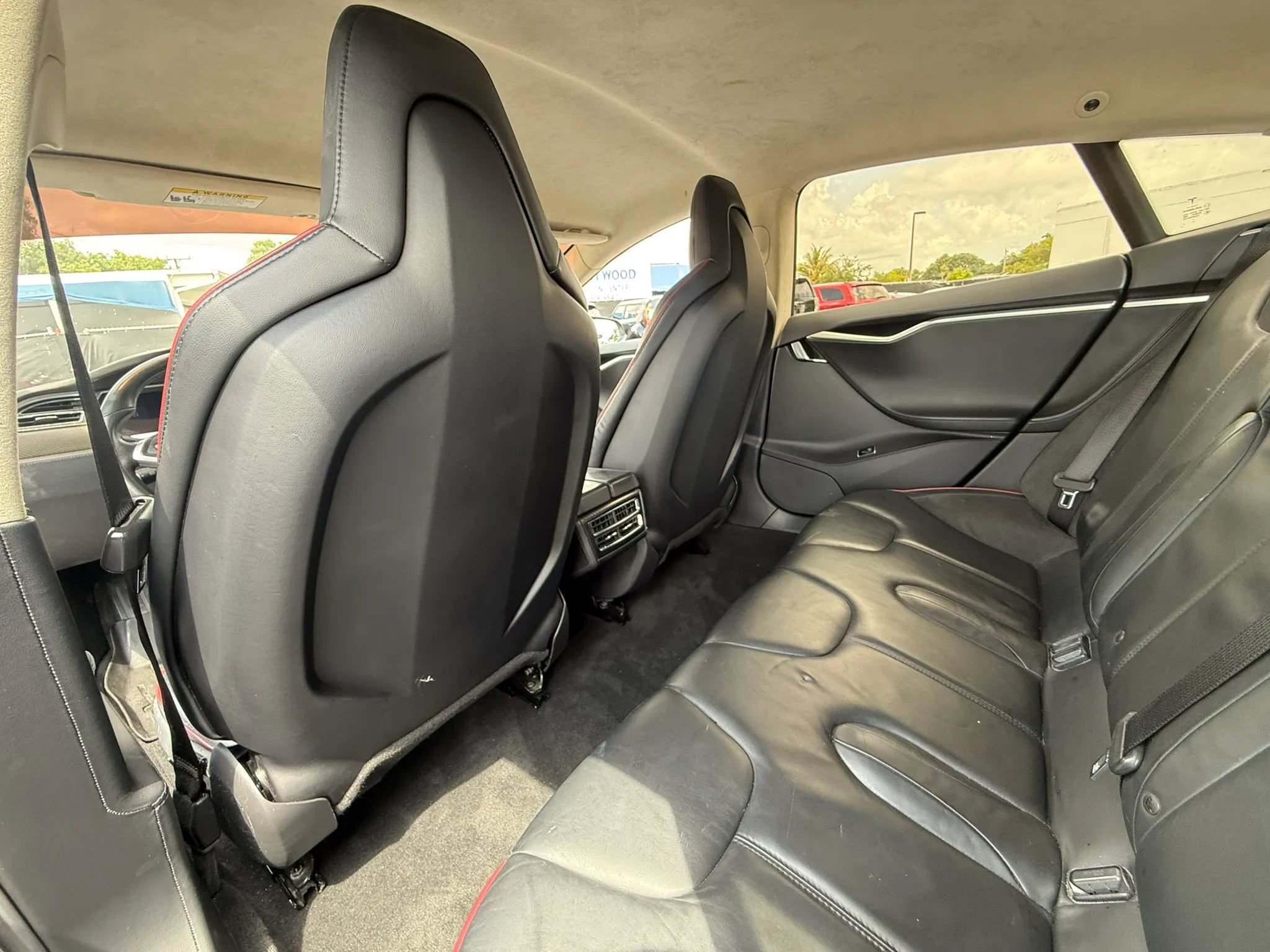 Used 2013 Tesla Model S Performance RWD image 21