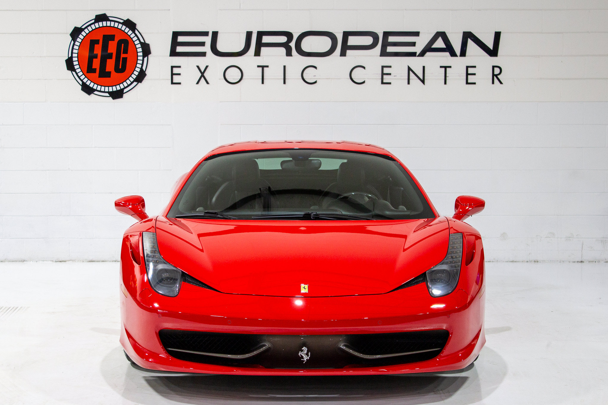 Used 2014 Ferrari 458 Italia Coupe RWD image 10