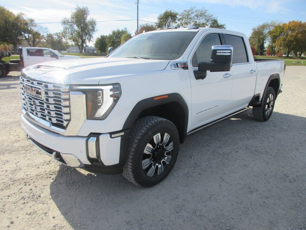 New 2026 GMC Sierra 2500 Denali w/ Denali Reserve Package image 11