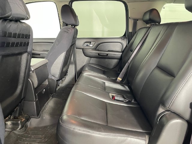 Used 2009 Chevrolet Suburban 2500 LS w/ Skid Plate Package AWD/4WD image 11