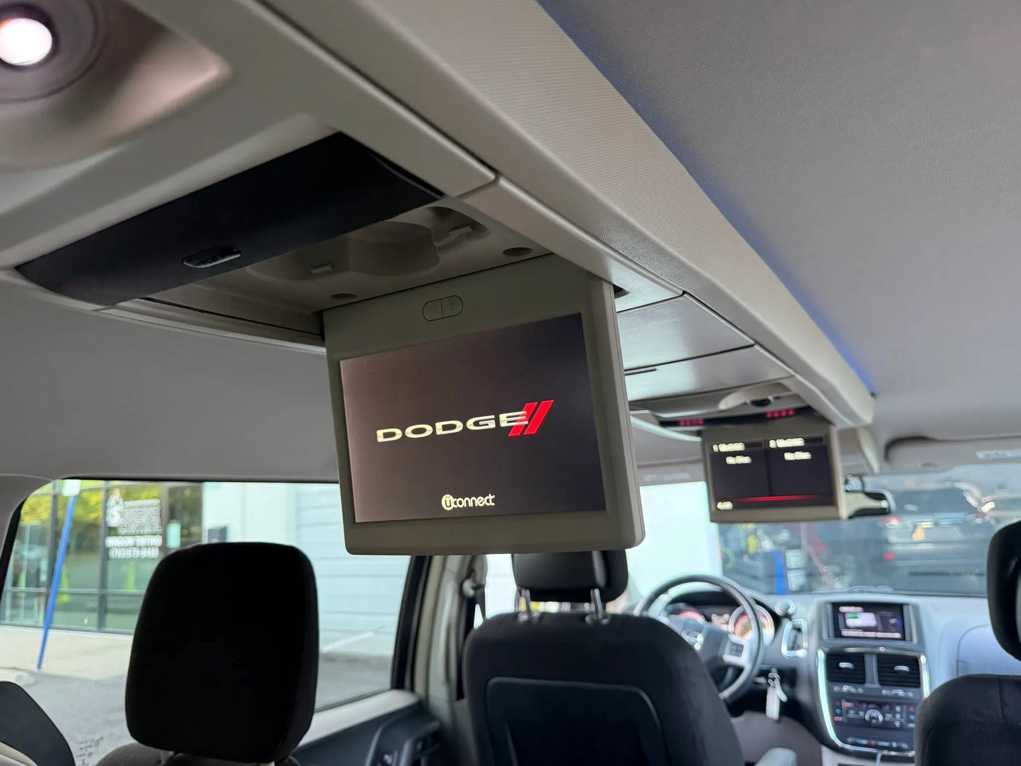 Used 2013 Dodge Grand Caravan Crew w/ Safety Sphere Group FWD image 28
