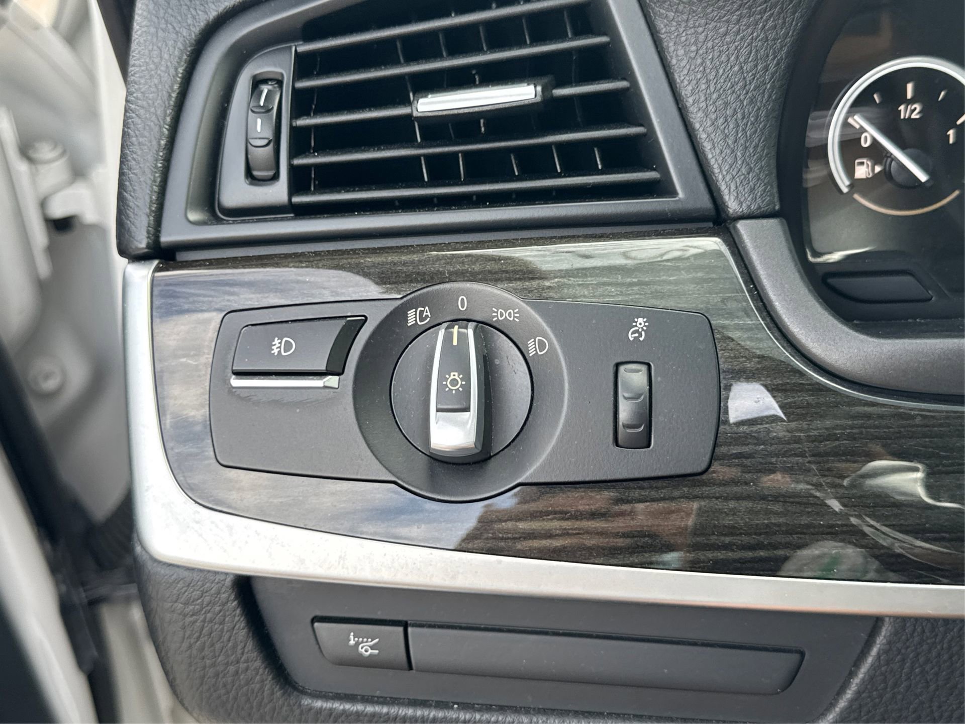 Used 2016 BMW 535i Sedan image 23