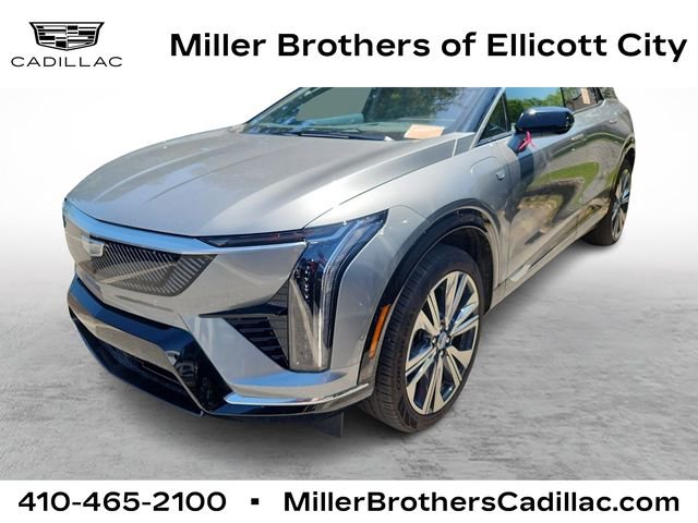 Used 2025 Cadillac Optiq Luxury 2