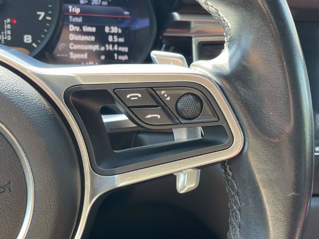 Used 2018 Porsche Macan Sport Edition AWD/4WD image 20