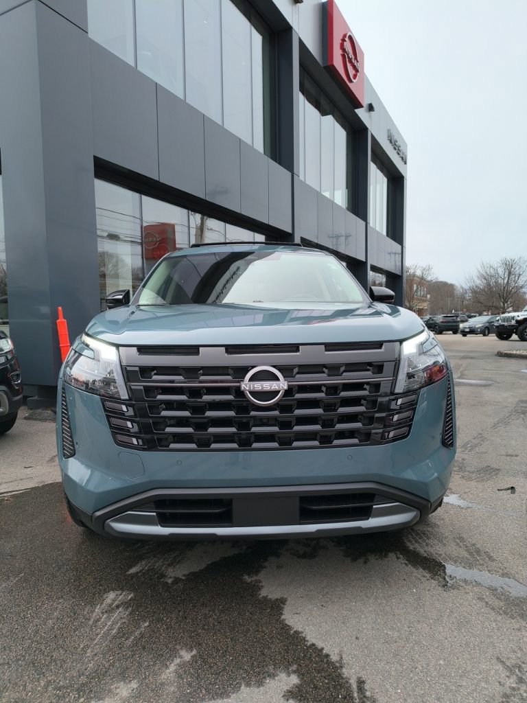 New 2026 Nissan Pathfinder Platinum image 6