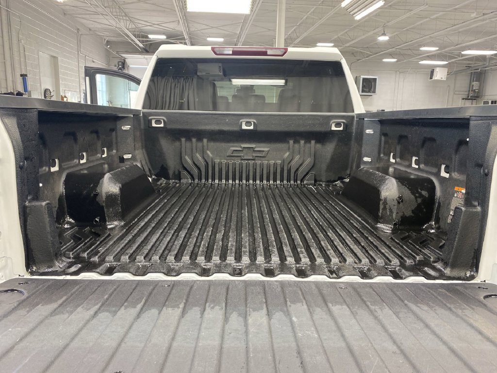 Certified 2024 Chevrolet Silverado 1500 LT AWD/4WD image 34