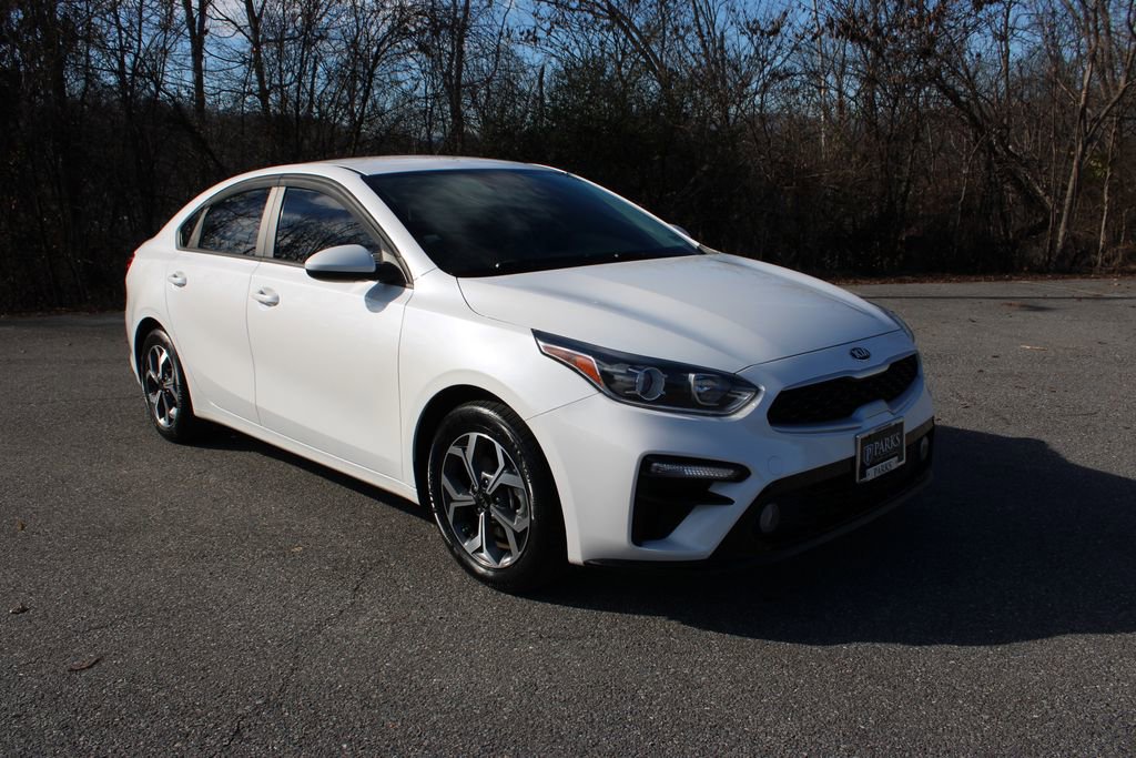 Used 2021 Kia Forte LXS image 2