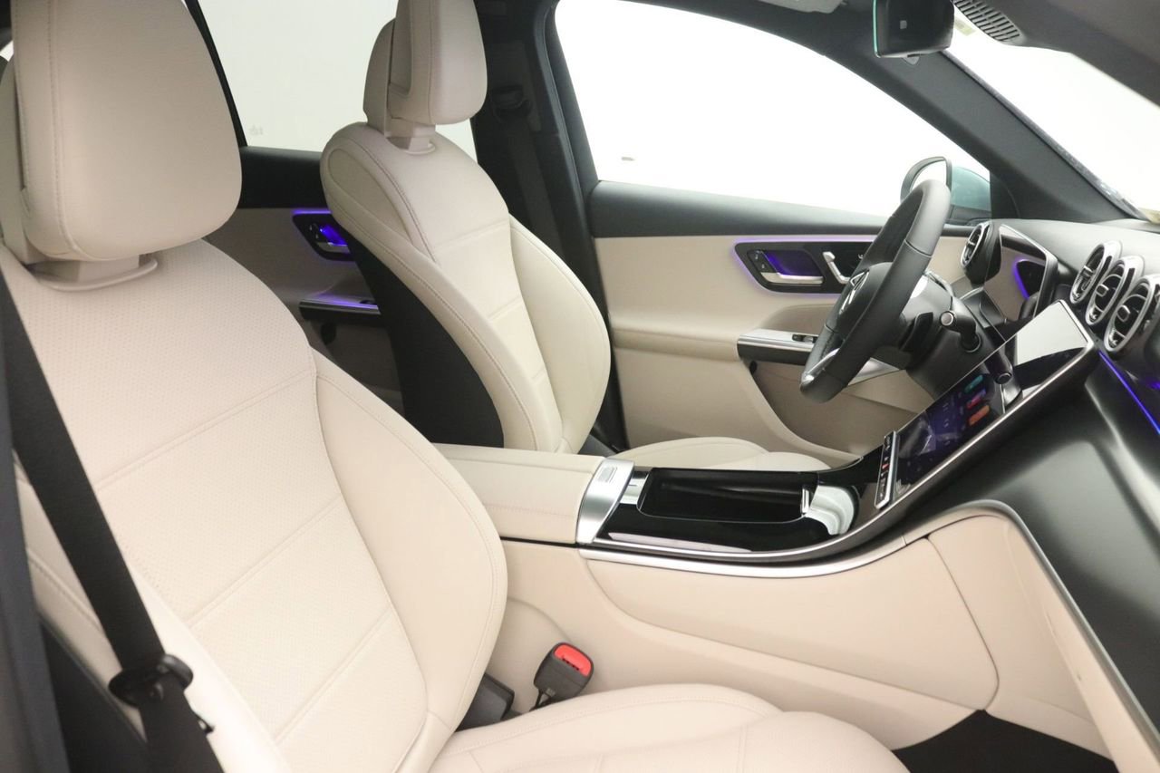 New 2026 Mercedes-Benz GLC 300 image 9
