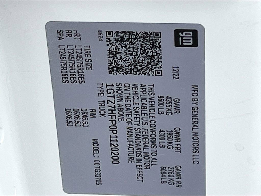 Used 2023 GMC Savana 3500 Extended w/ Driver Convenience Package RWD image 30